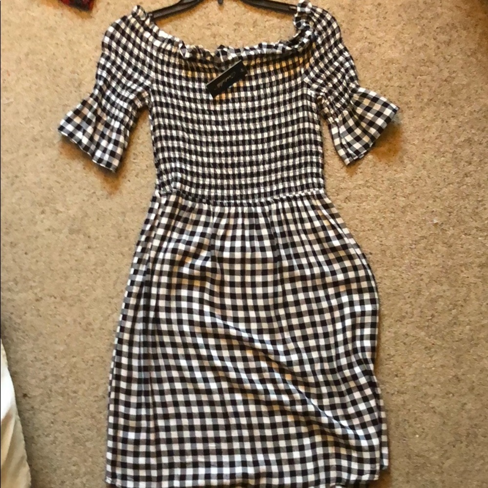 Women’s NWT Black & White Gingham Print Midi Dress